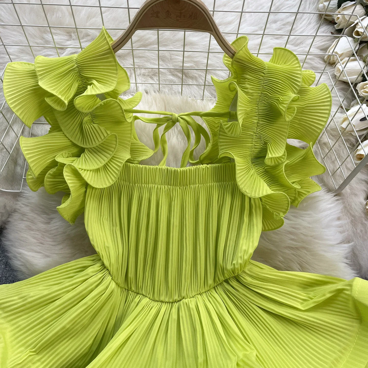 Title 8, Design Ruffled Pleat And Waisted Lace-up Shirt