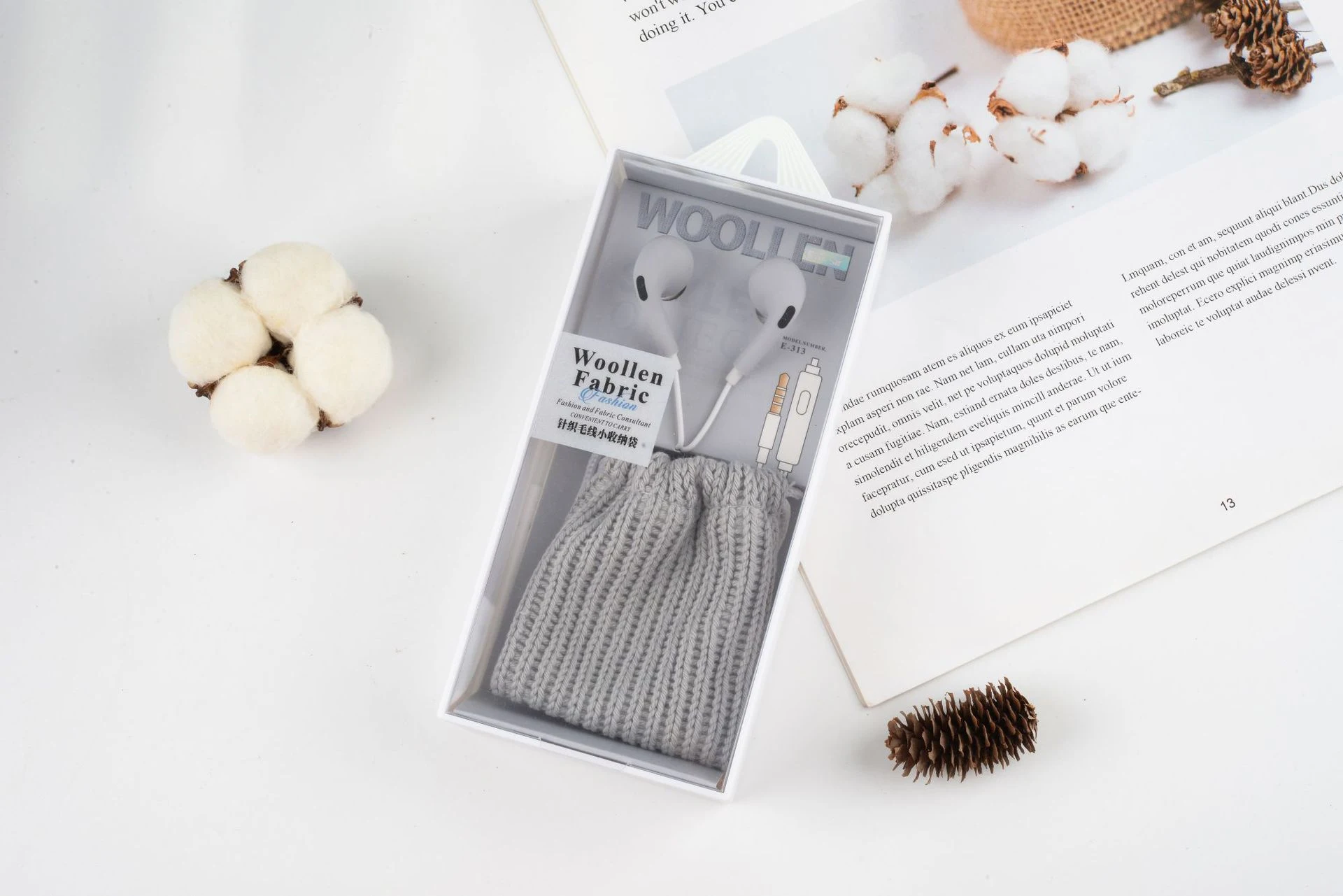 Simple and stylish in-ear earphones wired for calls, stereo sound, gift bag included, Korean cute wired earphones for ev — photo 5