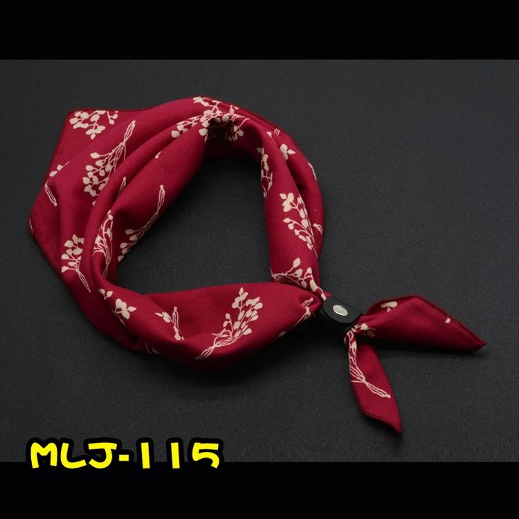 Title 8, Lenço de terno de moda retrô floral britânico. ...