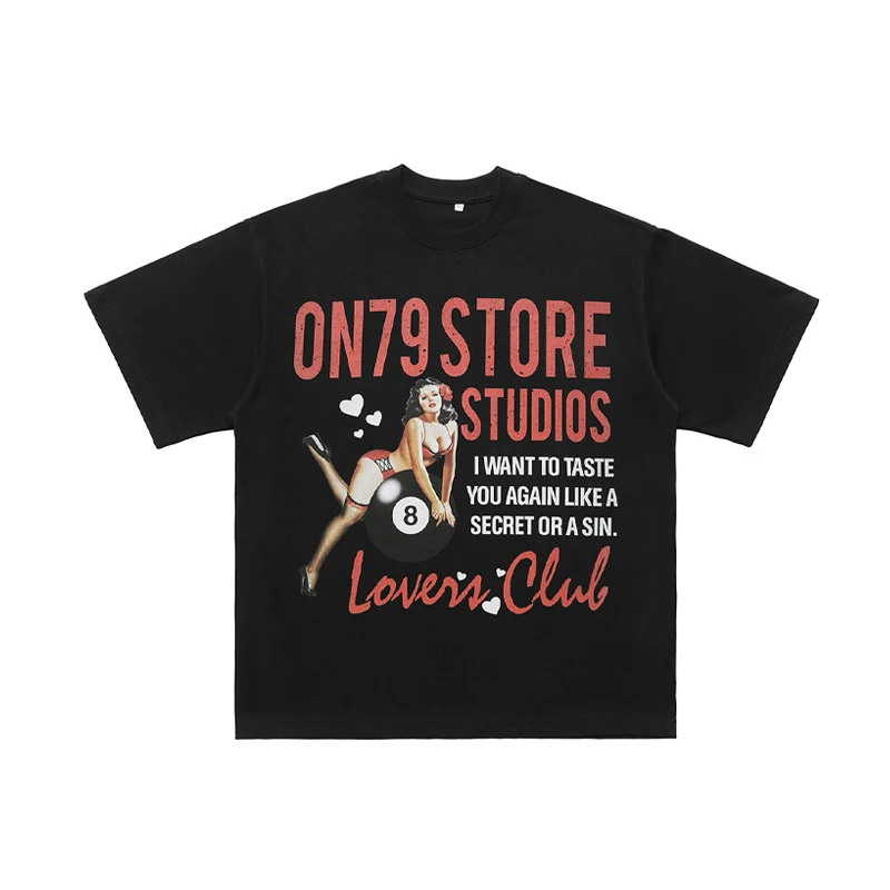 Camiseta folgada de manga curta para homens, marca de moda americana. Conforto e estilo para o dia a dia. Perfeita para um visual casual. — foto 6