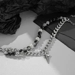 Pulseira cubana de aço titânio incolor, resistente e elegante para uso diário. Um acessório versátil e sofisticado que combina com qualquer look. — foto 5