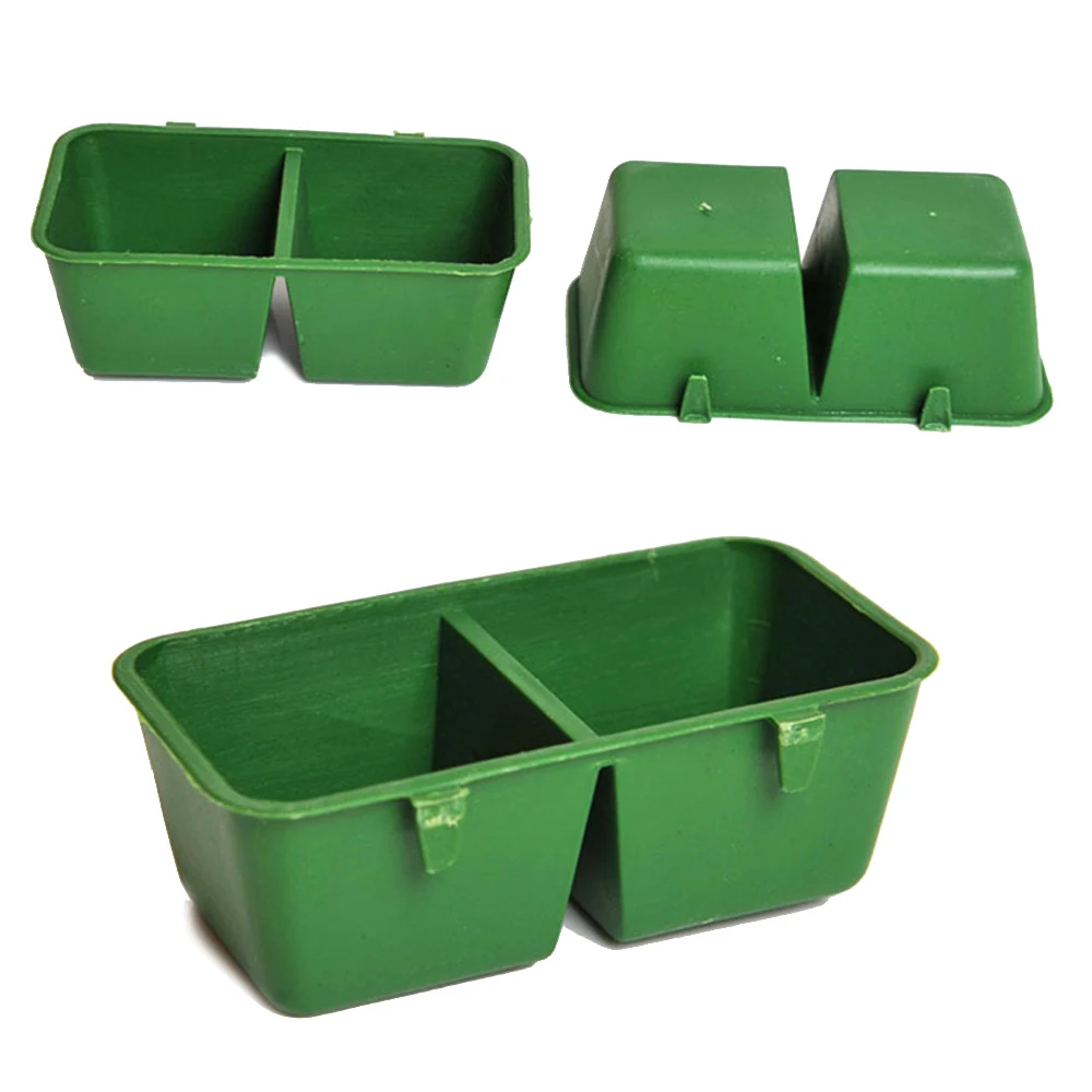 Title 8, Parrot Bathtub Thick Plastic Bird Cleaning Prod...