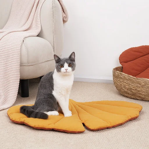 Title 2, Leaf Shape Soft Dog Bed Mat Soft Crate Pad Mach...