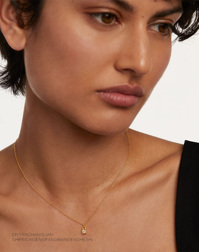 Title 10, S925 Sterling zilveren sleutelketting voor desi...