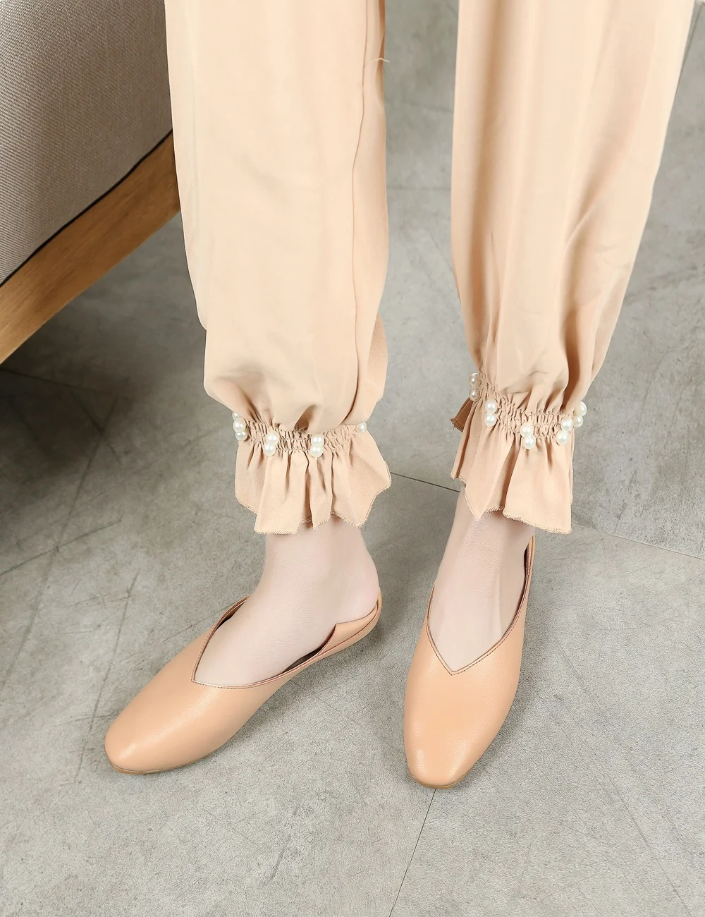 Title 6, Half drag shallow mouth square shoes, offering ...
