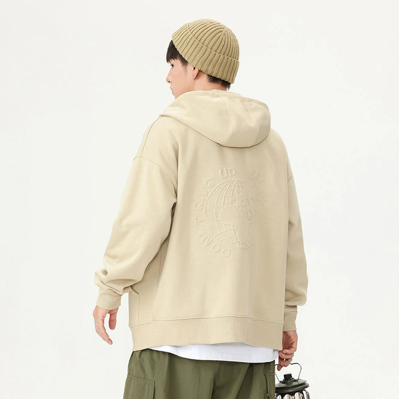 Casaco cardigan com capuz e bordado pesado, perfeito para aquecer e adicionar estilo ao seu guarda-roupa. Ideal para o inverno com detalhes elegantes. — foto 5