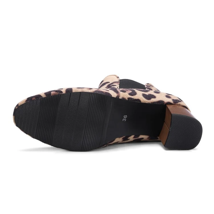 Botas de tornozelo de camurça com bico quadrado, modernas e confortáveis, perfeitas para diversas ocasiões, garanta já as suas! — foto 5