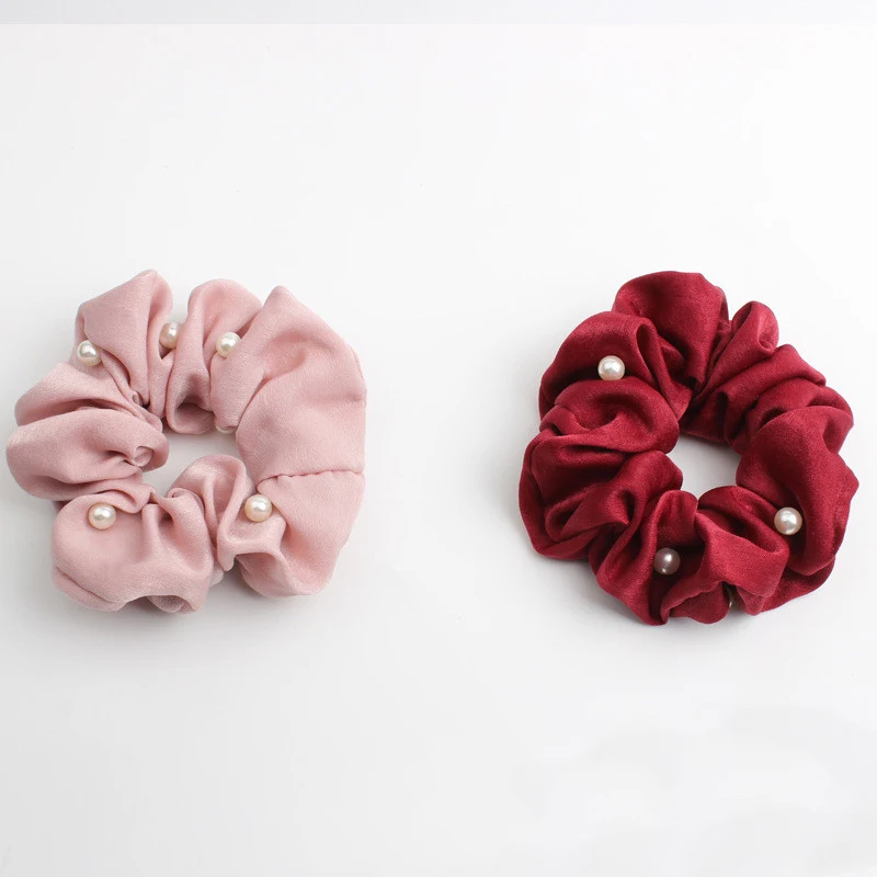 Title 8, Creatieve haaraccessoires van stof met elastiek...