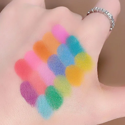 Title 7, Matte Pearlescent Stage Makeup Eyeshadow Palett...