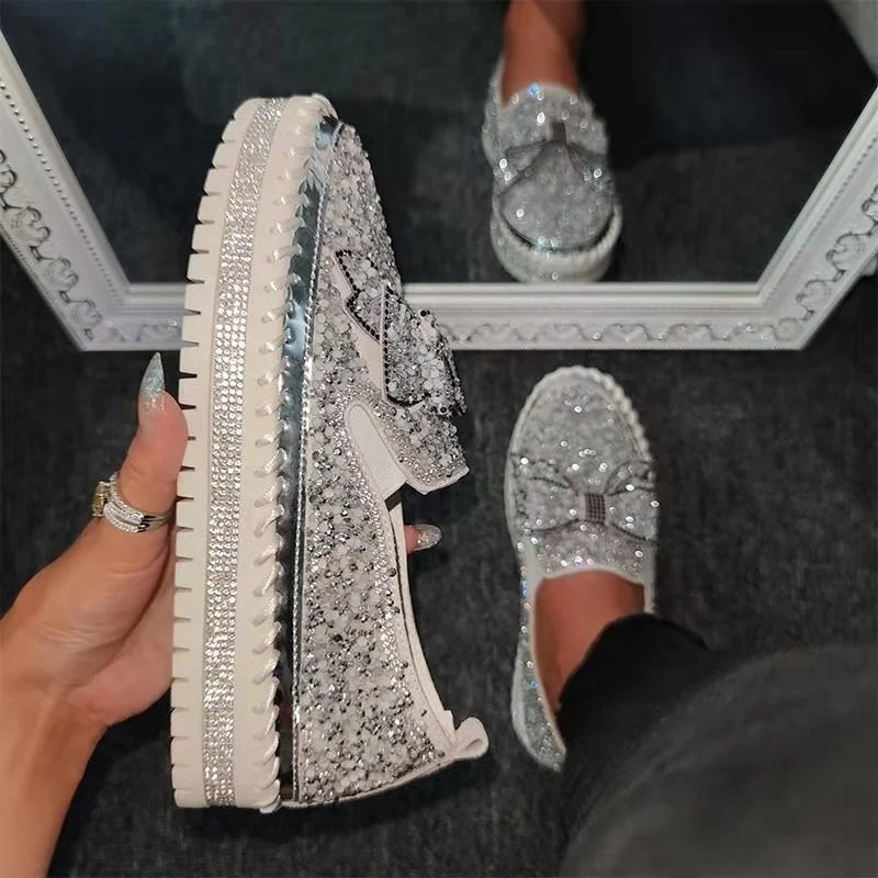 Title 2, Single shoe with a thick sole, lazy rhinestone ...