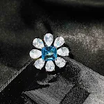 Colar de topázio azul celeste com diamantes de alto carbono feminino. Elegância e sofisticação para realçar sua beleza natural. — foto 1