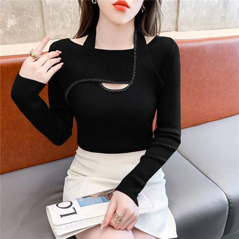 Title 1, Hollow Diamond-encrusted Long-sleeved Sweater