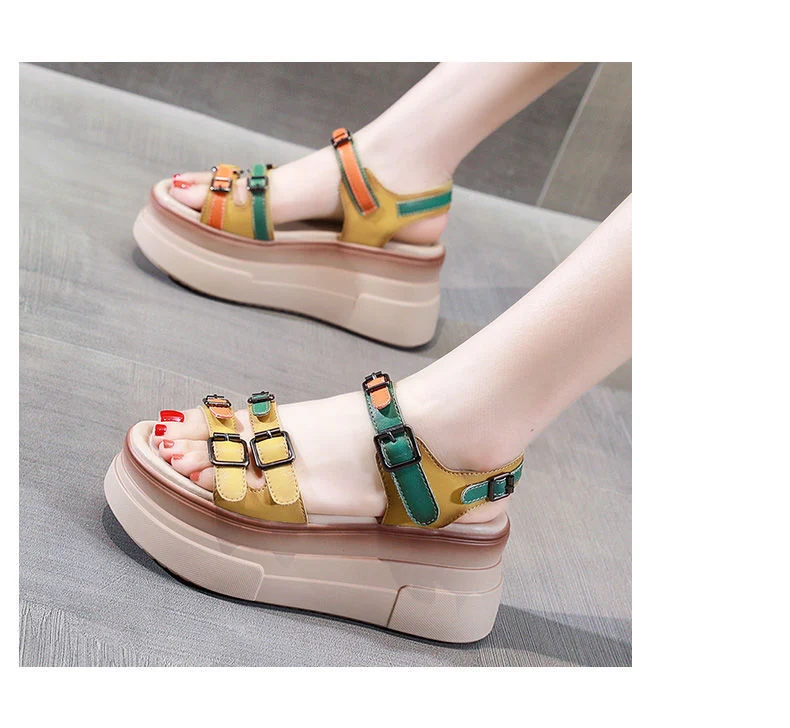 Colorful color-matching trendy women's summer platform sandals. Step out in style and comfort this summer with these fas — photo 2