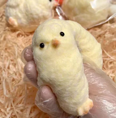 Galinha Amarela Fofa de Ventilação Divertida e Lenta Anti Stress Brinquedo para Apertar para Aliviar o Estresse e Acalmar a Ansiedade — foto 2