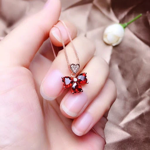 Title 2, Imitatie Duivenbloed Robijn Hart Ketting Ring O...