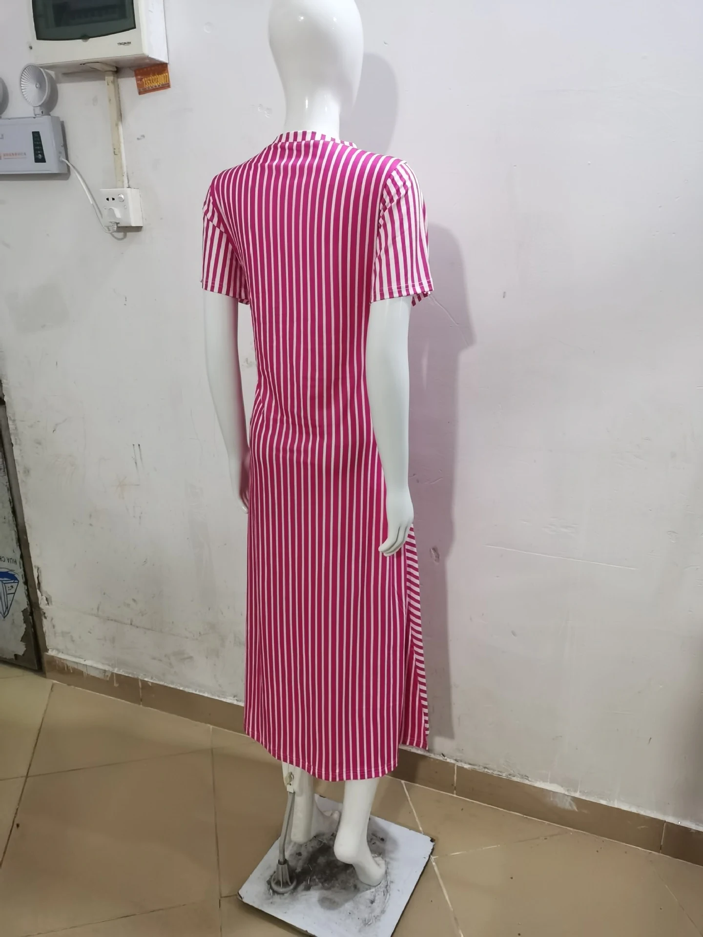 Title 6, Womens Striped Printed V-neck Split Dress