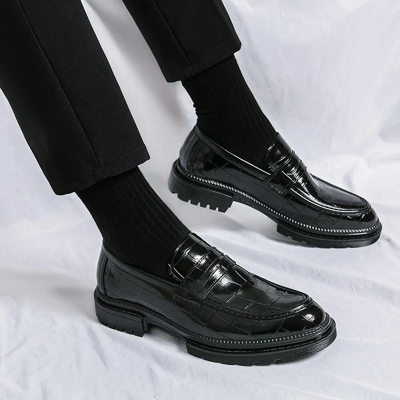 Heren leren ademende schoenen Brits design Comfortabele en stijlvolle schoenen. Perfect voor dagelijks gebruik en speciale gelegenheden. — foto 7