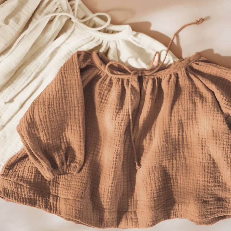 Camisa de algodão gaze dupla para primavera e outono, leve e respirável, ideal para um visual casual e confortável em diversas ocasiões. — foto 2