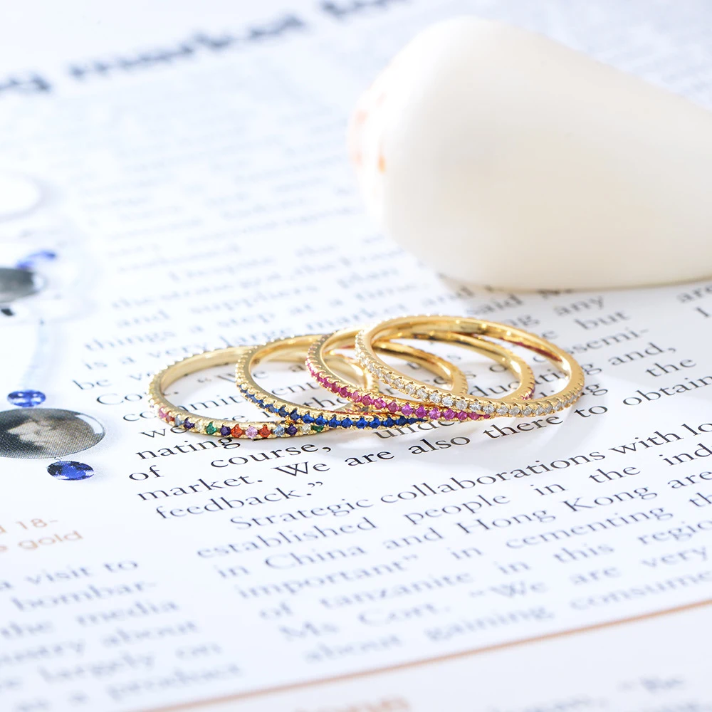 Anel feminino de prata esterlina S925 com zircônia e micro diamantes incrustados Joia elegante, brilho e sofisticação. — foto 7