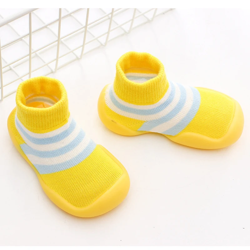 Title 2, Indoor loopschoenen en sokken Comfort en onders...