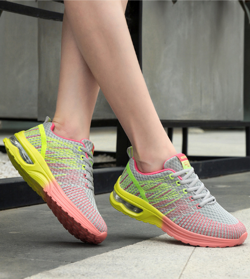 Title 23, Scarpe sportive da donna Feizhi, perfette per s...