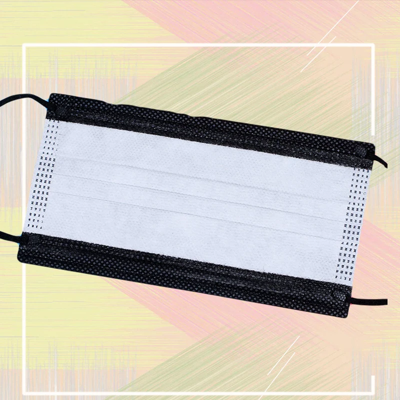 Máscara preta de 4 camadas para proteção diária e conforto. Filtra partículas e facilita a respiração. Perfeita para uso prolongado. — foto 4