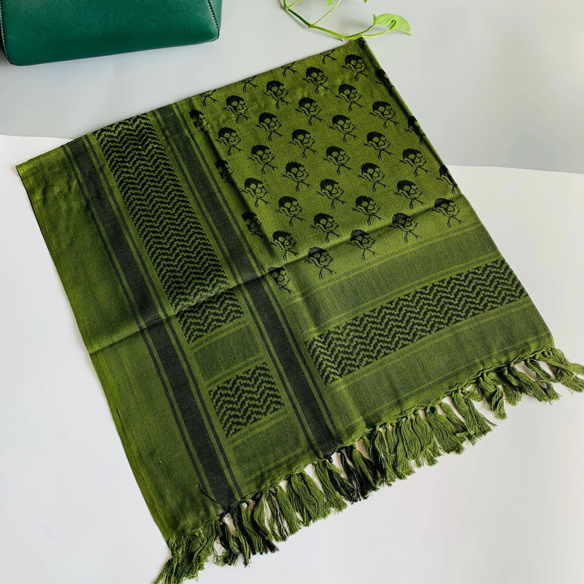Men's Outdoor Tactics Jacquard Scarf, providing warmth, style and protection for outdoor adventures. Durable, versatile — photo 25