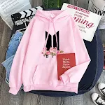 Moletom com capuz de guirlanda de flores de coração, juventude da liga LOGO. Conforto e estilo para jovens, perfeito para uso diário e eventos. — foto 8