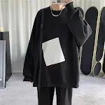 Moletom masculino preto e branco com patches e design estiloso. Conforto e personalidade para um visual moderno e único. — foto 2