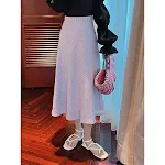 Saia Preta Feminina Cintura Alta One Step Elegância e Conforto Design Moderno e Versátil Perfeita para Diversas Ocasiões Valoriza a Silhueta — foto 4