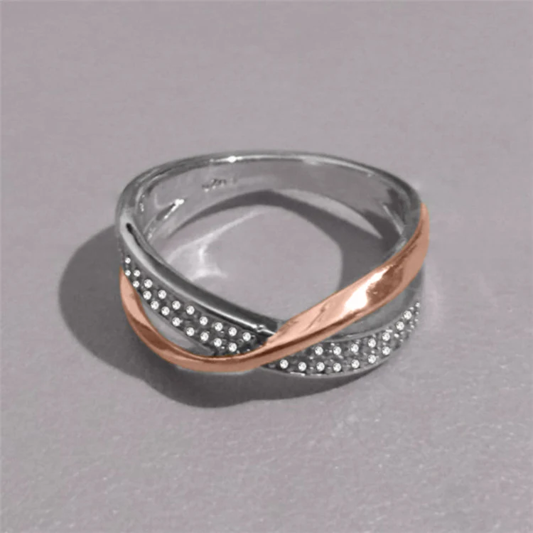 Anel masculino com padrão de concha simples, ideal para o uso diário, um acessório elegante e discreto que complementa qualquer estilo e ocasião. — foto 9