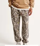 Autumn and Winter European and American 3D Digital Printed Fleece Couple Trousers for warmth and comfort. Perfect for co — photo 1