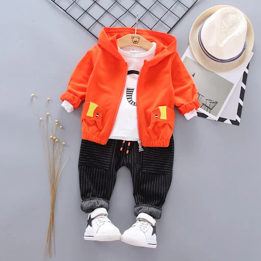 Title 4, Dreiteiliges Langarm-Outfit für Jungen, bietet ...