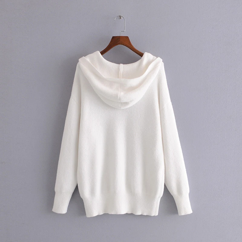 Suéter feminino de malha macia em cor sólida, perfeito para o dia a dia, confortável e estiloso, ideal para looks casuais e aconchegantes. — foto 5