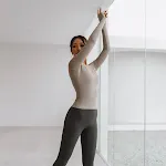 High-end mode nylon yogakleding met lange mouwen, sportfitnesstop — foto 1