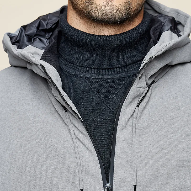 Casaco masculino de algodão com capuz de comprimento médio. Conforto e estilo em uma única peça, ideal para o uso diário e para diversas ocasiões. — foto 2
