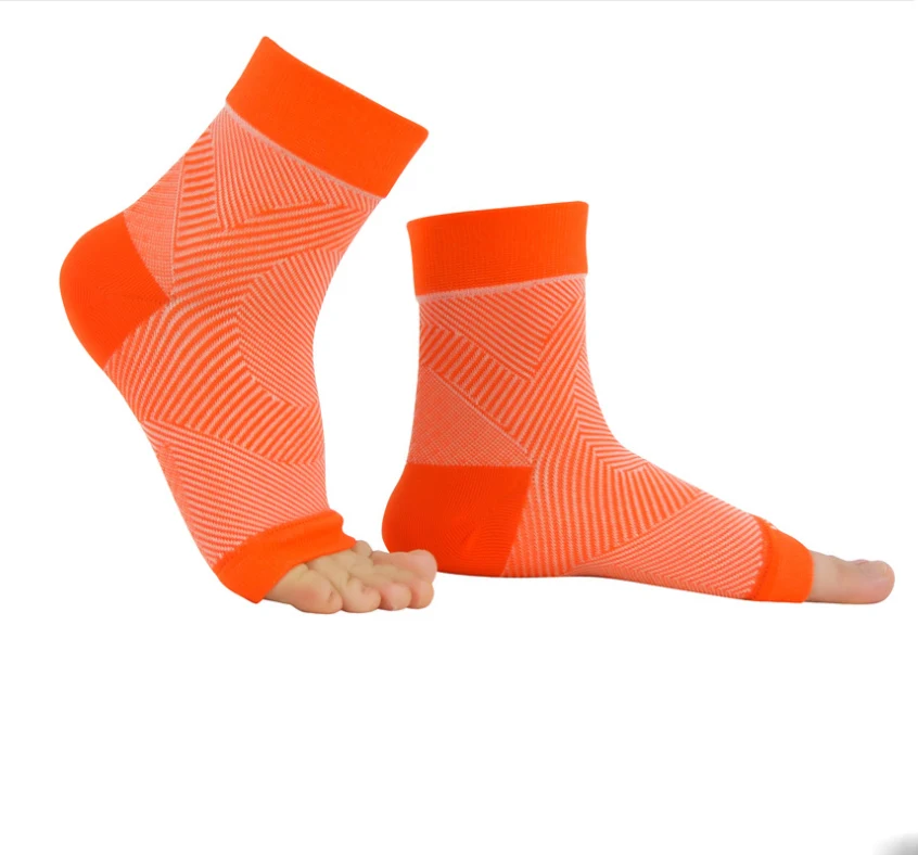 Sprain-proof ankle socks for ankle support and injury prevention. Protect your ankles while exercising, running, or duri — photo 2