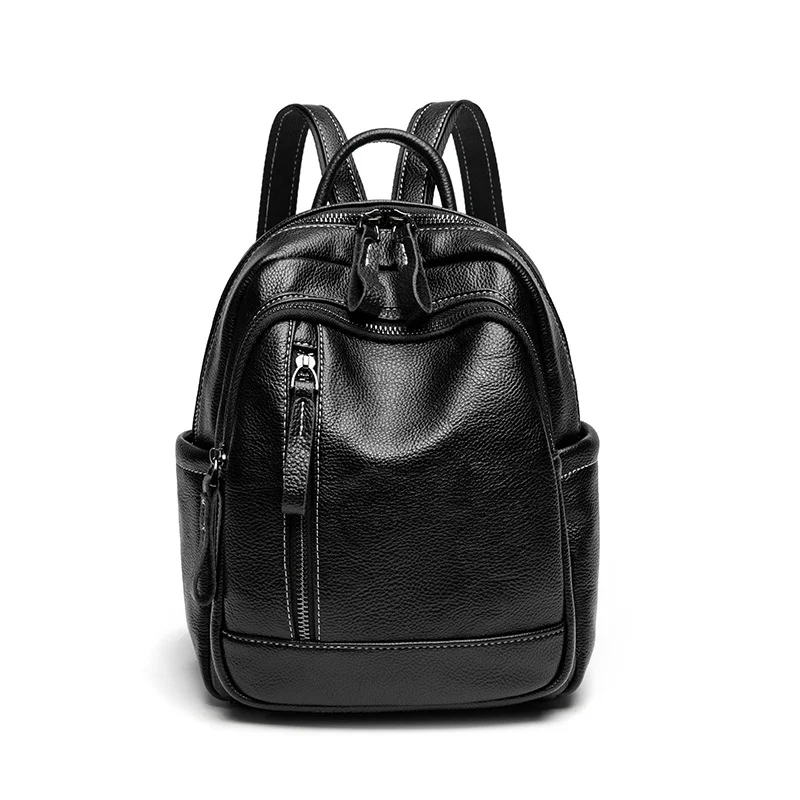 Mochila Feminina Preta Versátil e com Personalidade para Todas as Ocasiões. Combine com tudo e expresse seu estilo único. Essencial no seu guarda-roupa. — foto 1
