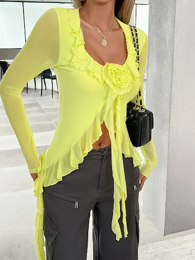 Title 4, Womens U-collar regular sleeve mesh top, a bre...