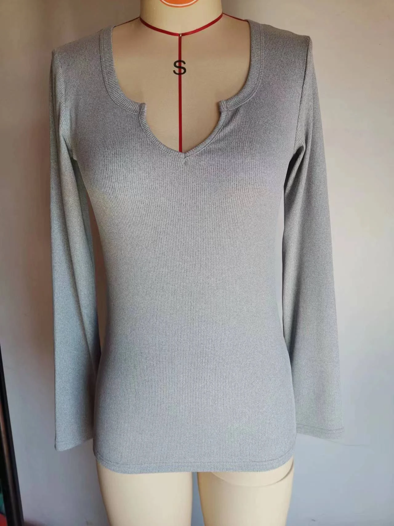 Title 6, Abito lungo da donna alla moda con scollo a U p...