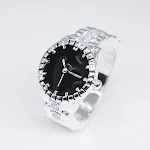 Anillo de compromiso con circonita incrustada, diseño de anillo de compromiso de comercio exterior europeo y estadounidense. Joyería. — foto 4