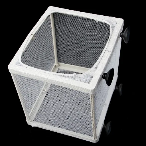 Fish Tank Aquarium Guppy Breeding Breeder Fish Baby Gauze Trap Box Isolator S/L — photo 1