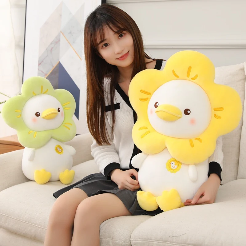 Boneca de pelúcia de patinho amarelo para crianças, macia e adorável. O brinquedo perfeito para abraçar, brincar e trazer alegria aos pequenos. — foto 1