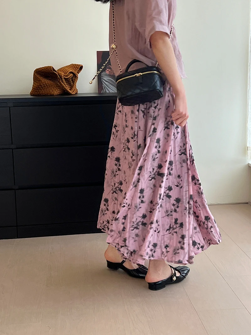 French Style Vintage Floral Skirt for Women – a timeless and elegant piece, perfect for adding a touch of vintage charm — photo 12