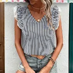 Camicia a righe estiva da donna con personalità di moda Perfetta per l'estate Tessuto leggero e traspirante per un look fresco e alla moda — foto 1