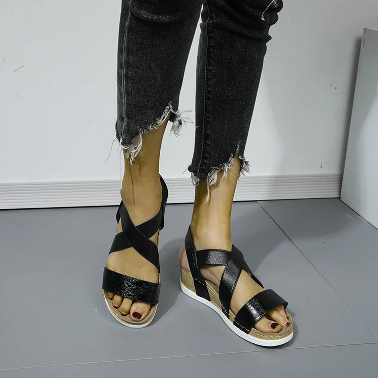 Women's plus size sandals Experience all-day comfort and style with our wide selection of plus size sandals. Perfect for — photo 4