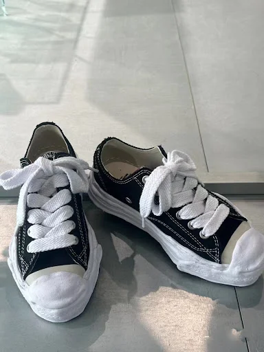 Title 5, Sanyuan Kangyu Jack Purcell Dissolved Shoes
