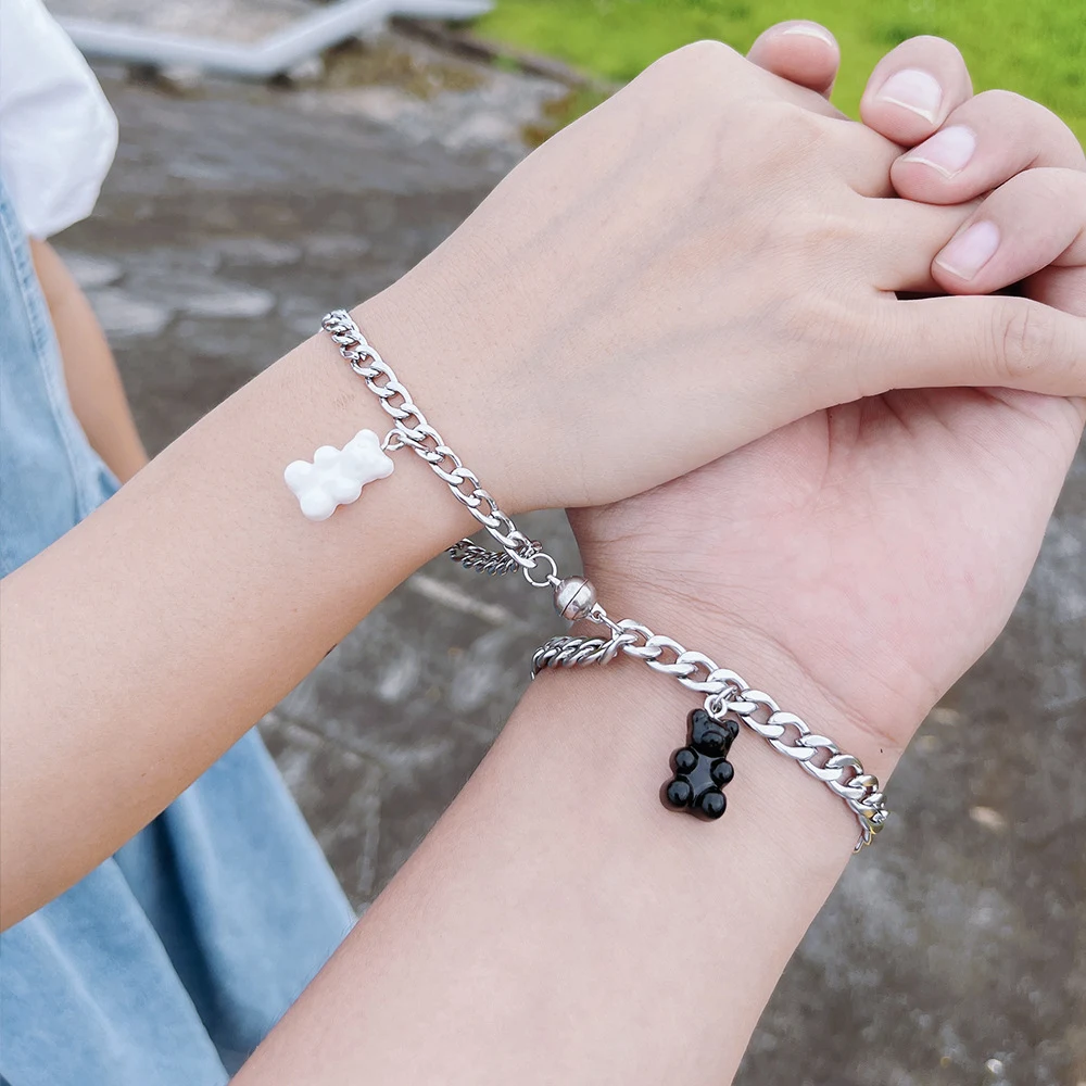 Pulseira Magnética de Aço Inox Urso Preto e Branco. Atrai estilo e bem-estar com o poder magnético. Sinta-se bem e estiloso — foto 4