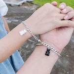 Pulseira Magnética de Aço Inox Urso Preto e Branco. Atrai estilo e bem-estar com o poder magnético. Sinta-se bem e estiloso — foto 4