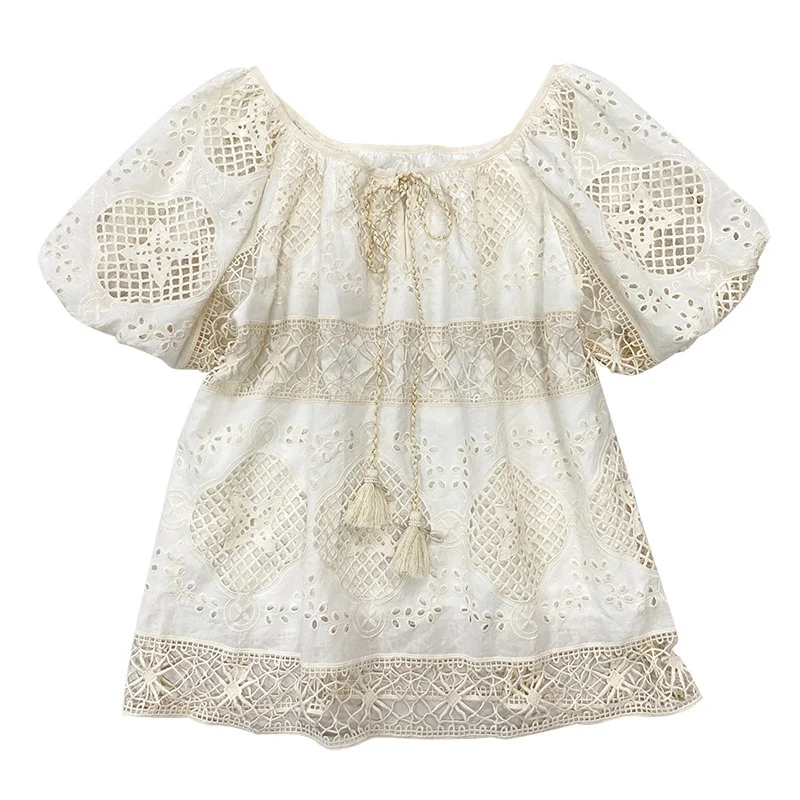 Niche Design Lace Shirt Short Sleeve Summer Embroidery French Small Top, a stylish and comfortable choice for warm days. — photo 2